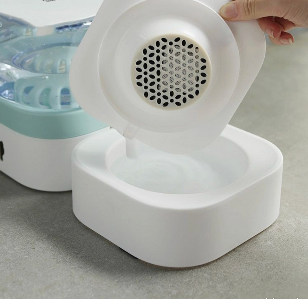 Premium Gravity Water Dispenser for Pets – Stainless Steel Bowl